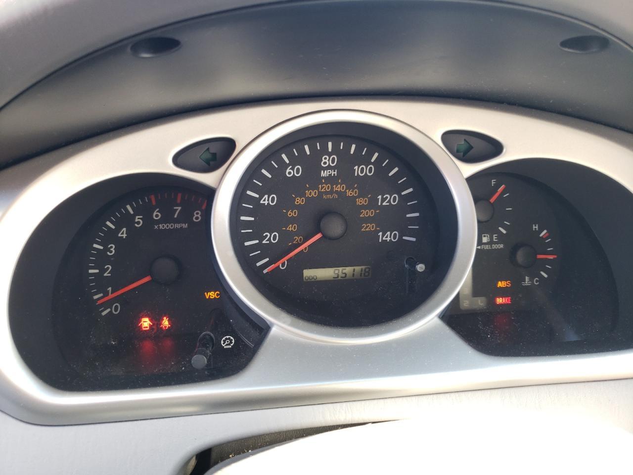 2005 TOYOTA HIGHLANDER