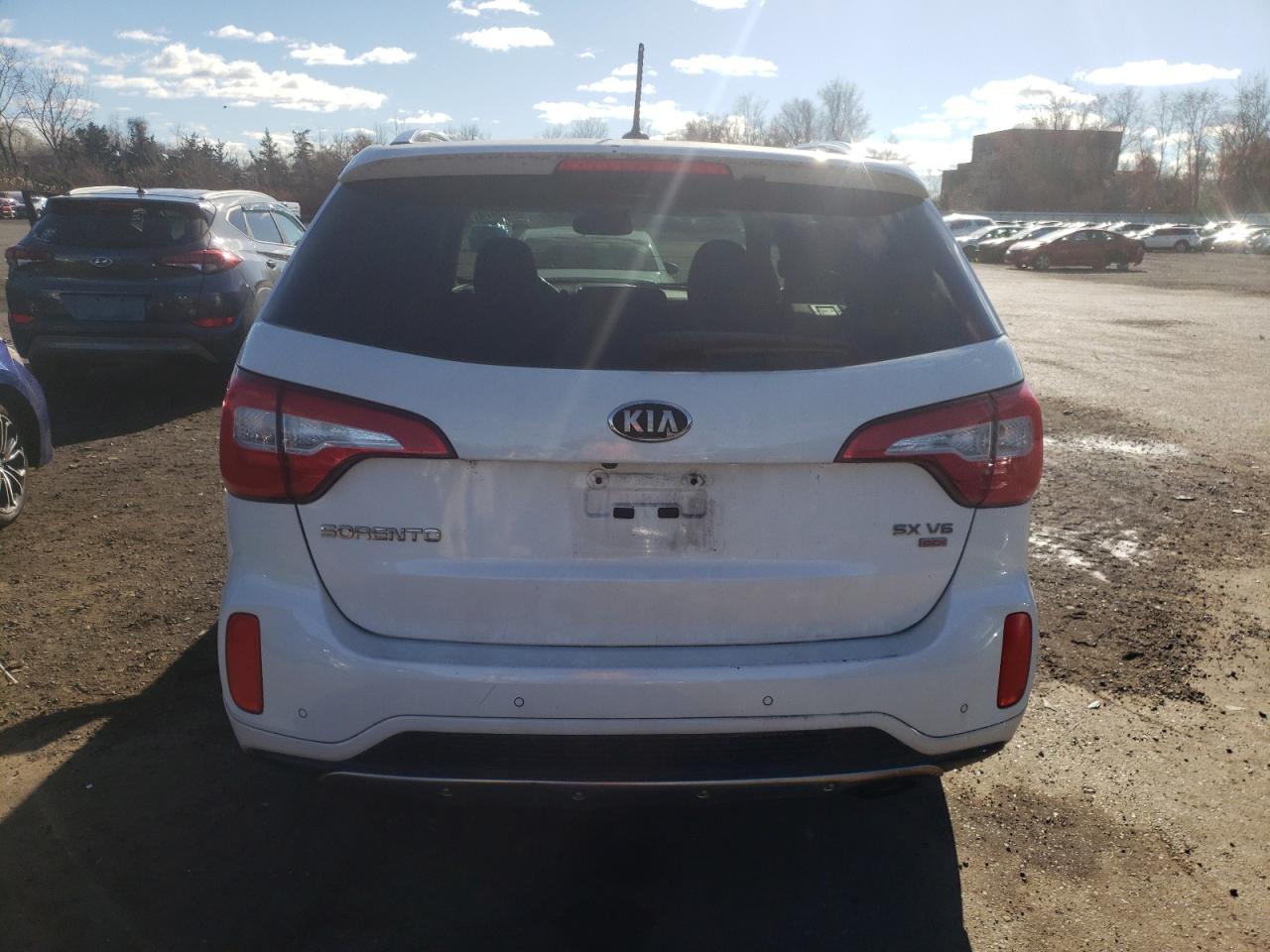2014 KIA SORENTO