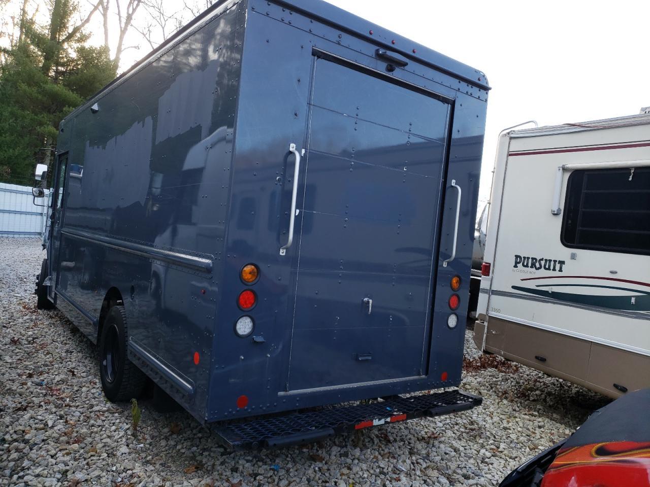 2021 FREIGHTLINER Chassis