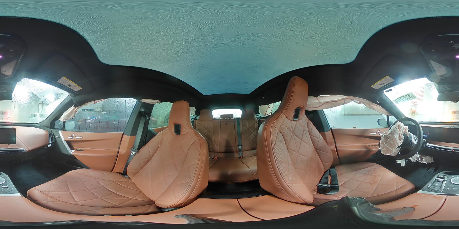 2025 BMW iX