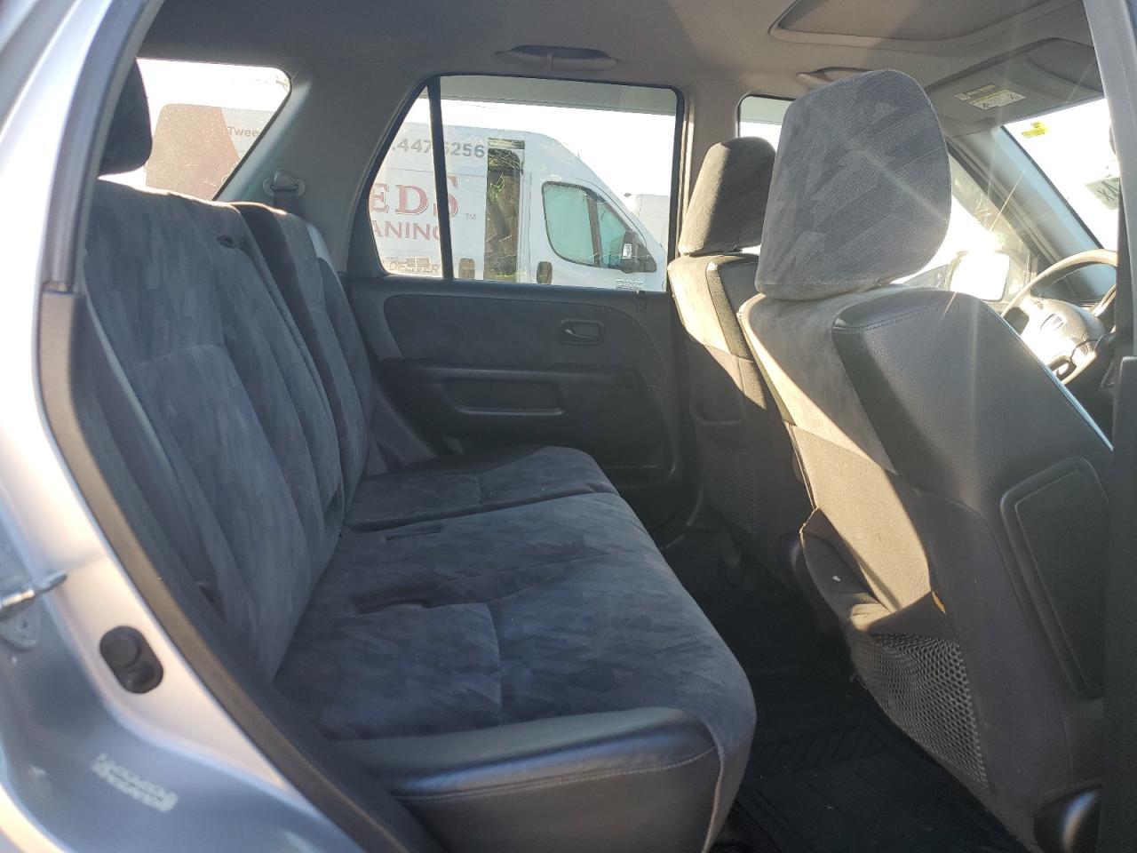 2004 HONDA CR-V