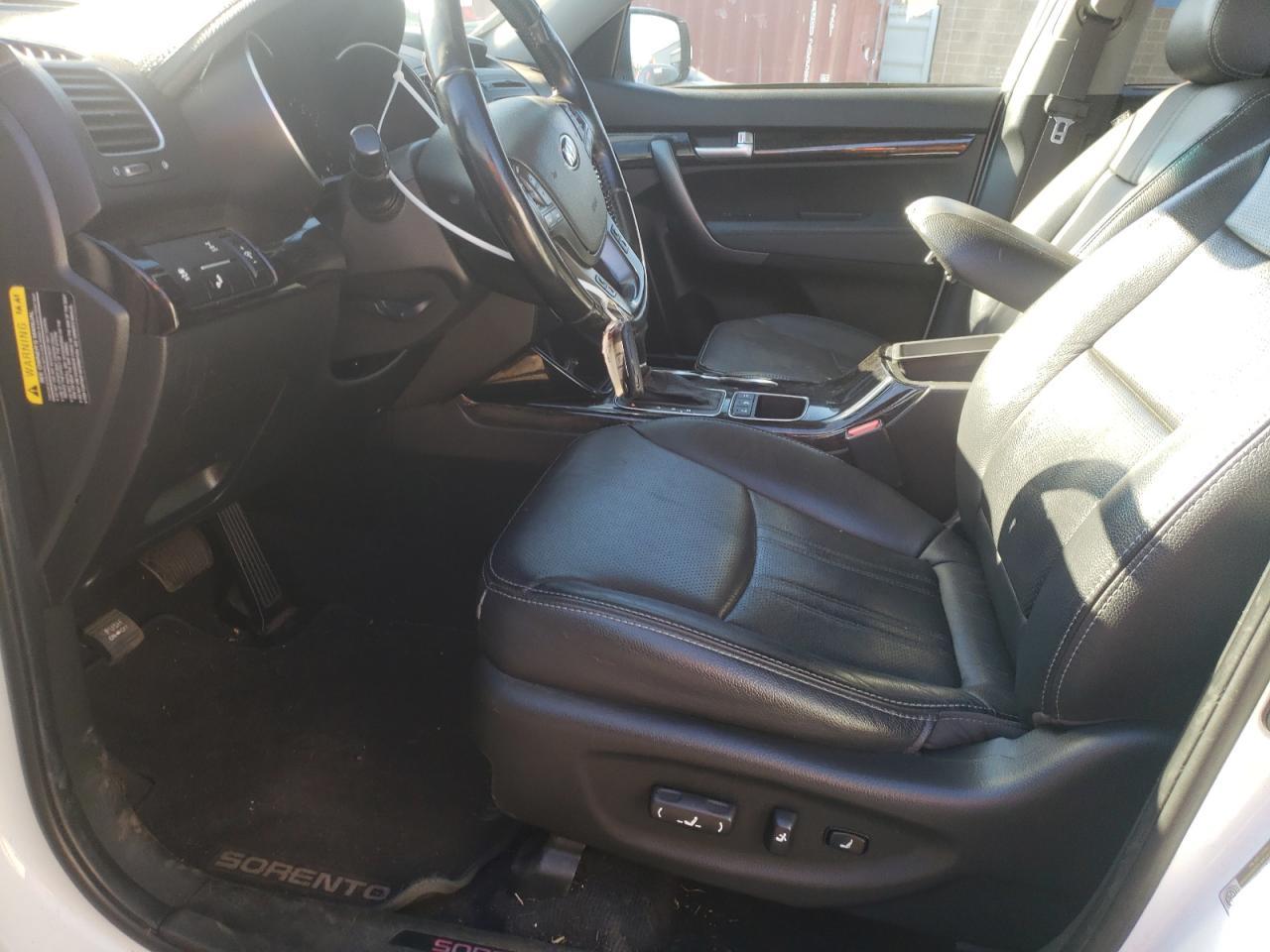 2014 KIA SORENTO