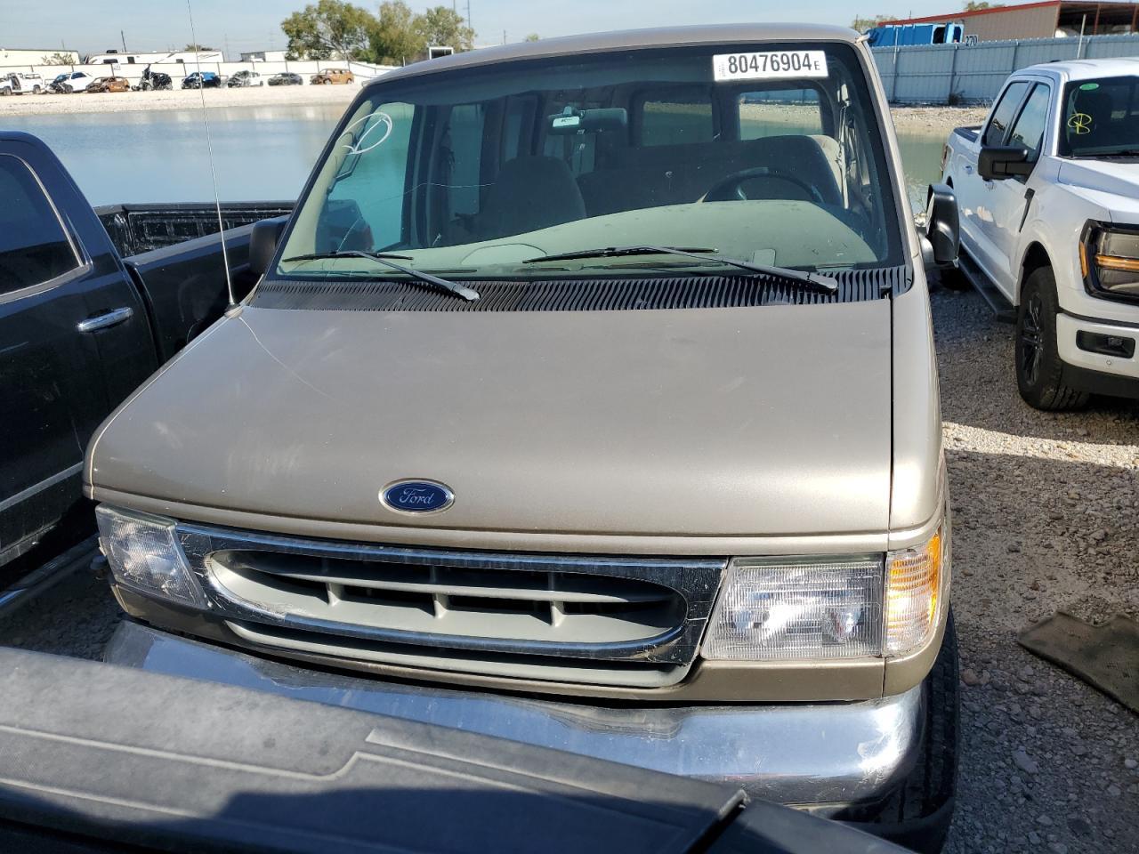 1999 FORD Econoline E350