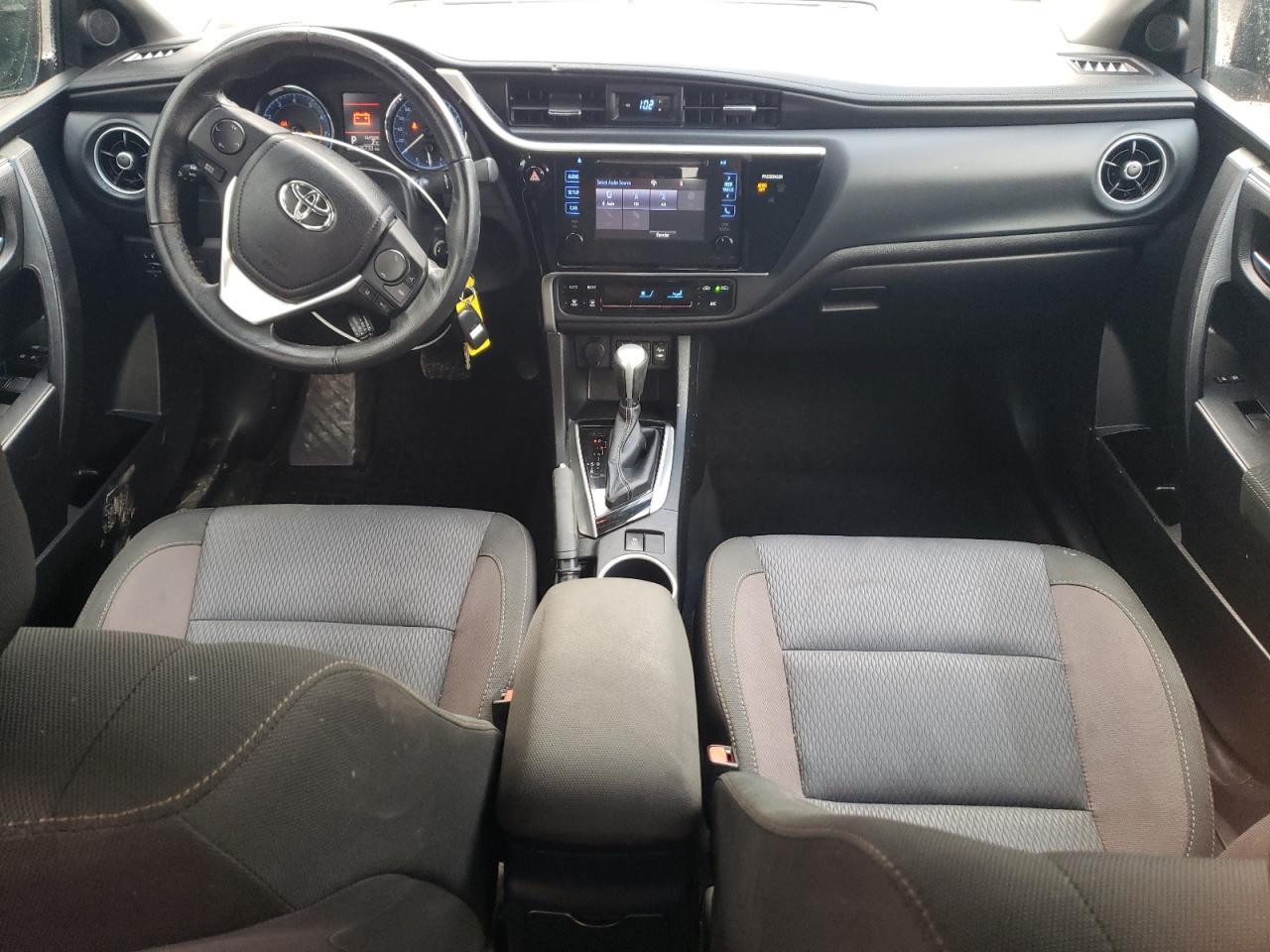 2017 TOYOTA COROLLA