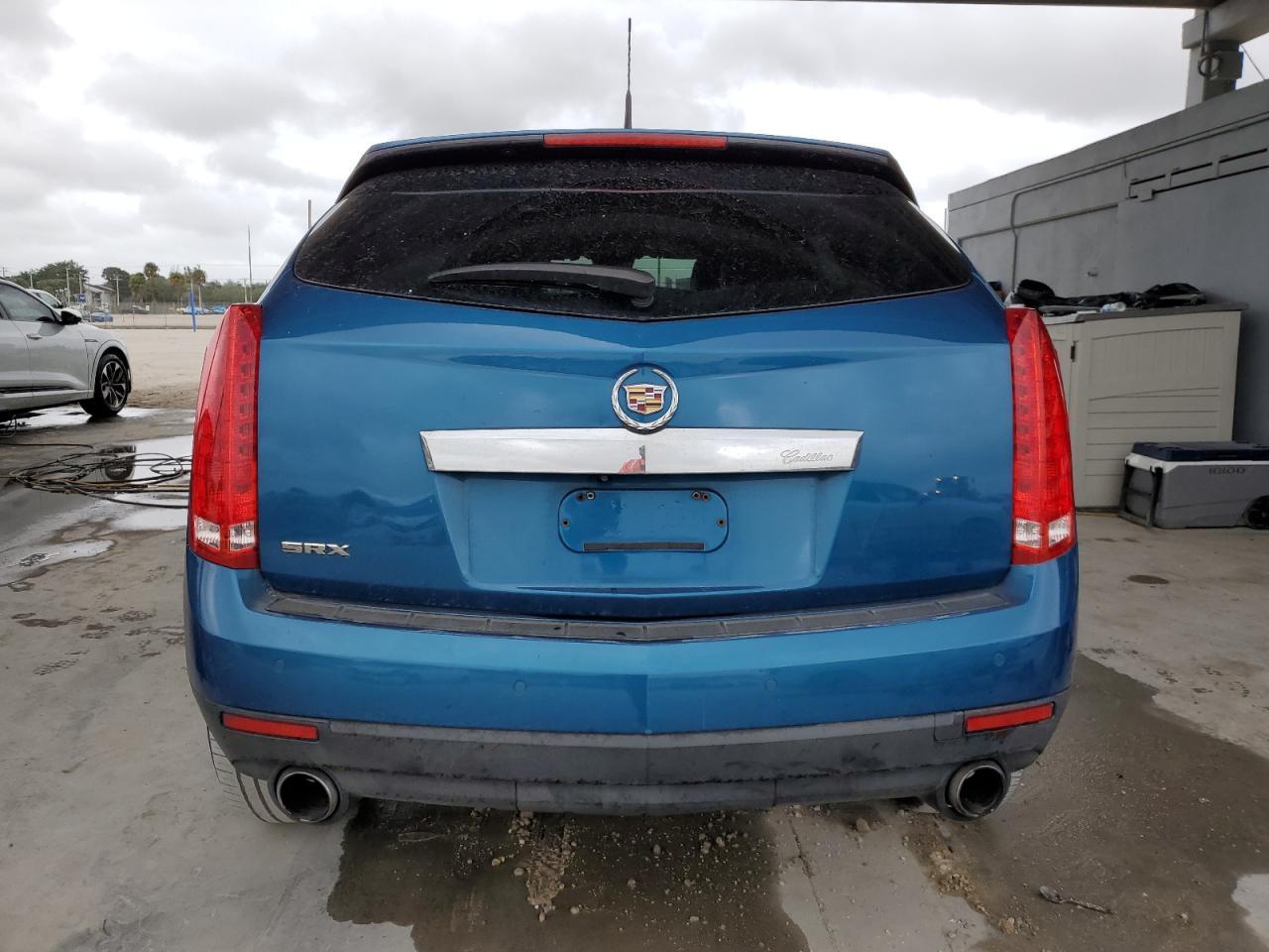 2010 CADILLAC SRX