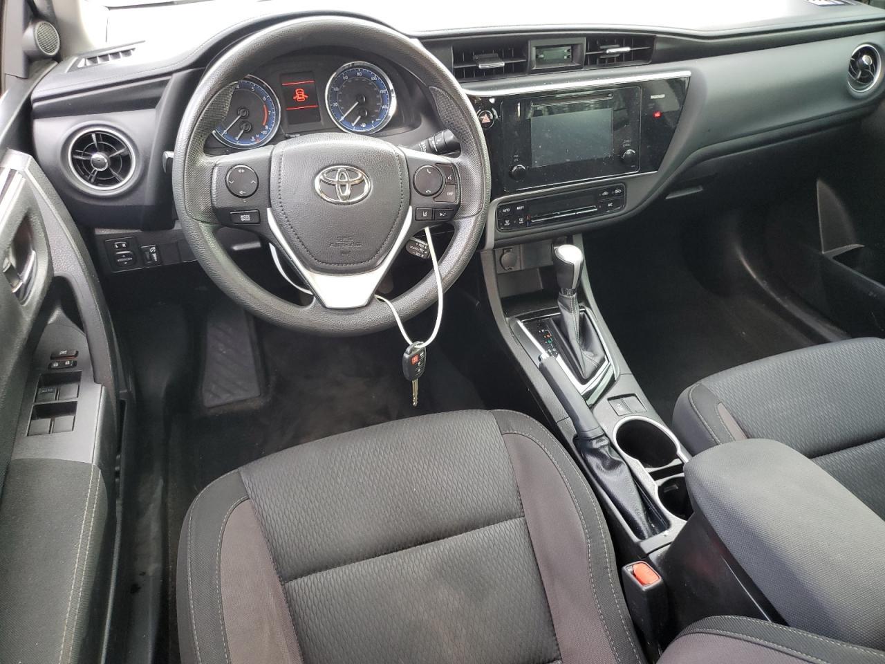 2017 TOYOTA COROLLA