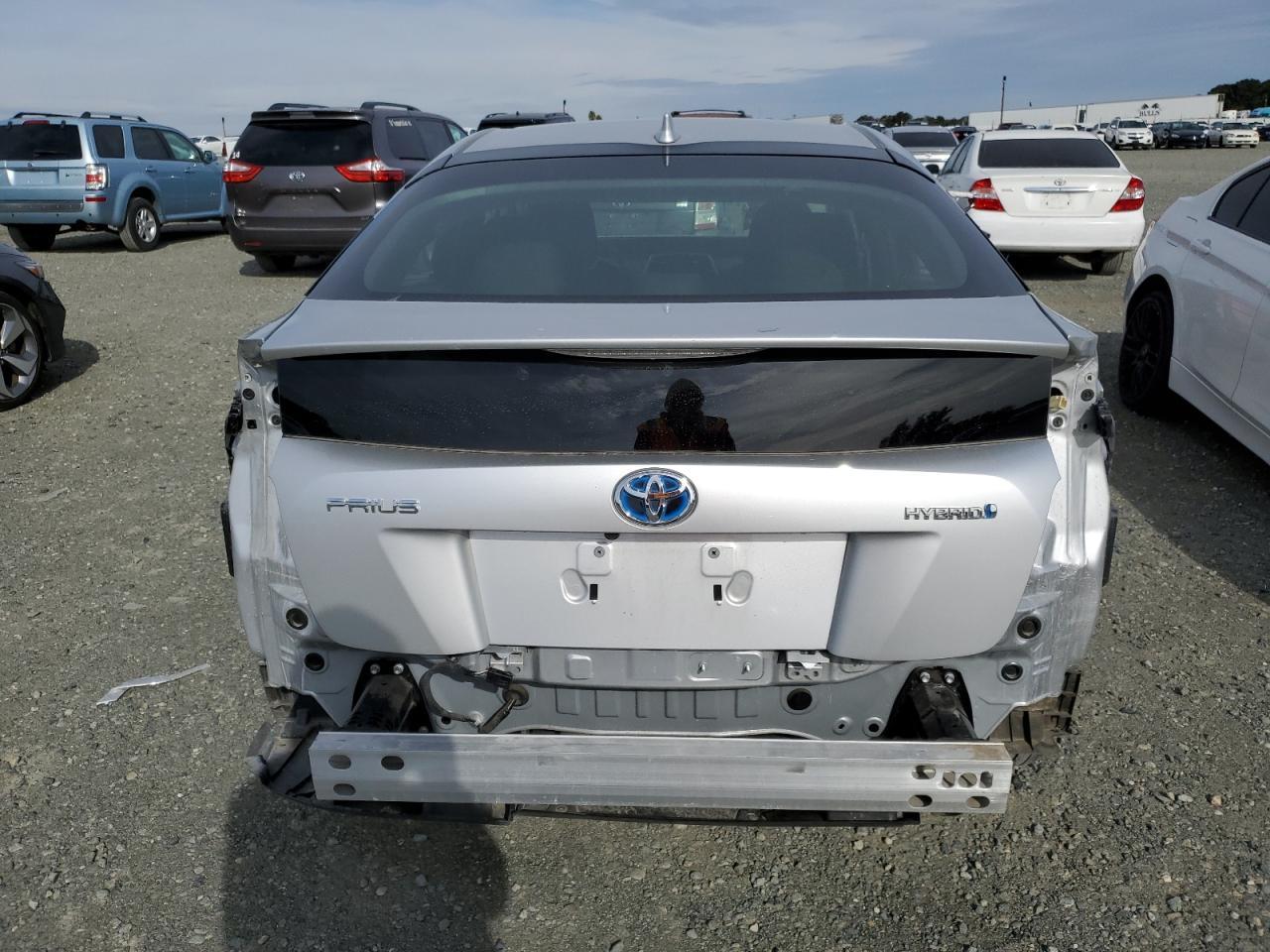 2018 TOYOTA PRIUS