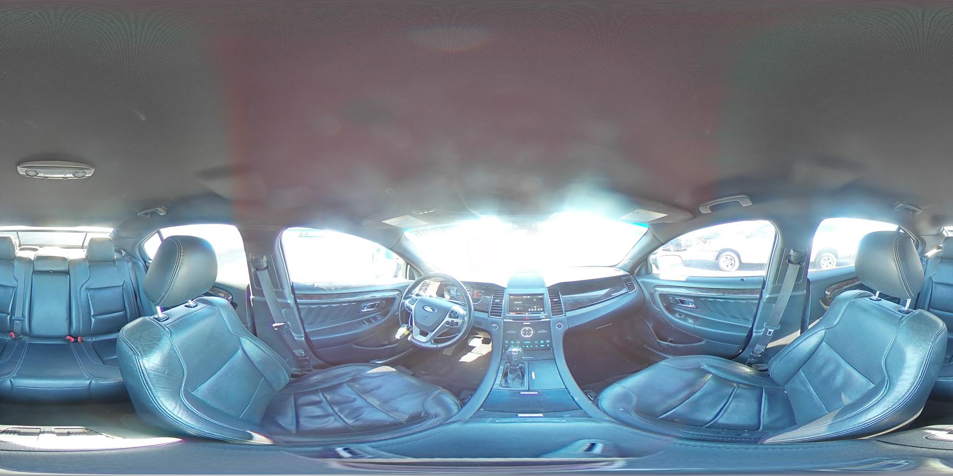 2013 FORD Taurus