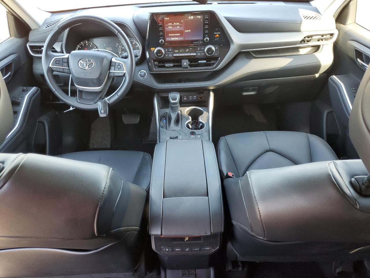 2022 TOYOTA HIGHLANDER