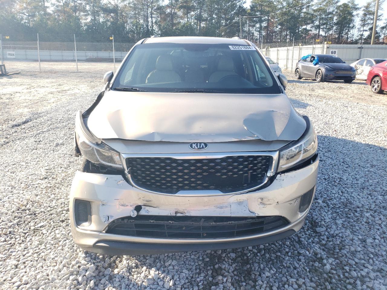 2016 KIA SEDONA