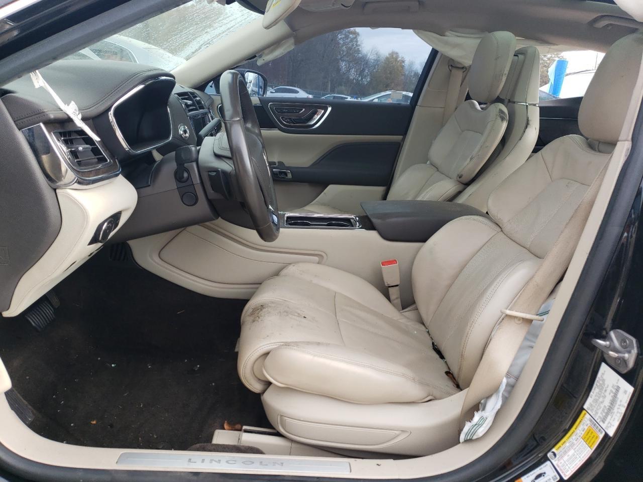 2017 LINCOLN Continental