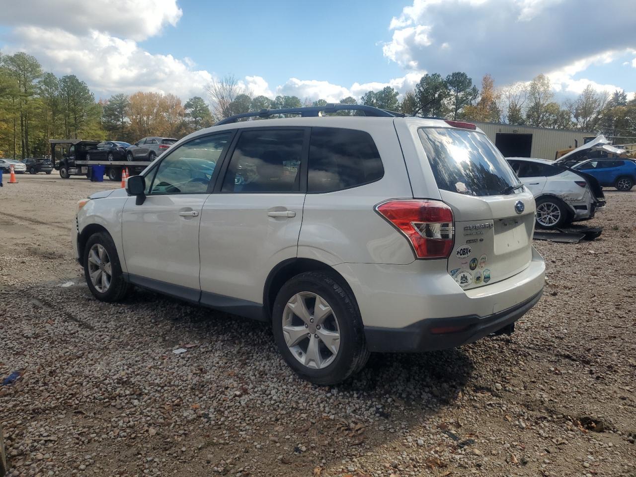 2015 SUBARU FORESTER