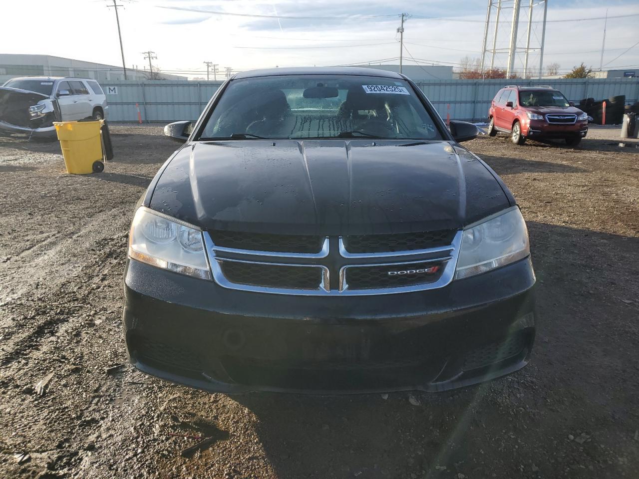 2012 DODGE Avenger