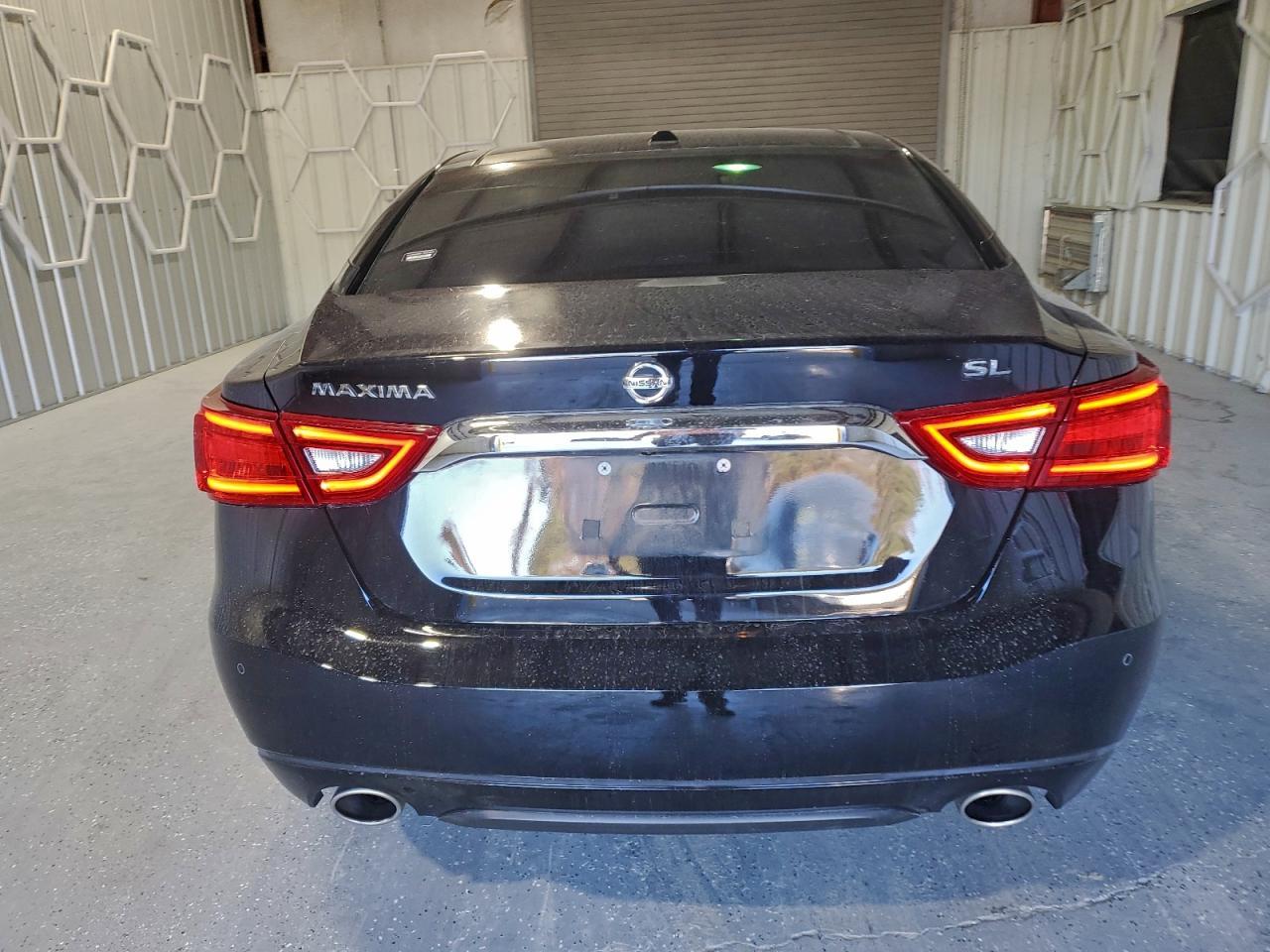 2016 NISSAN Maxima