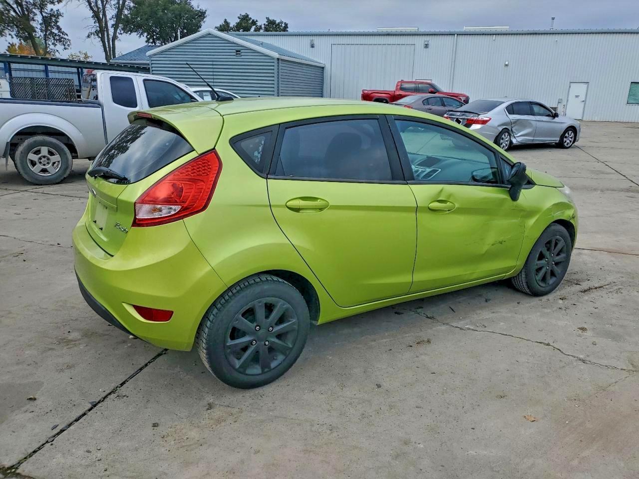 2011 FORD Fiesta