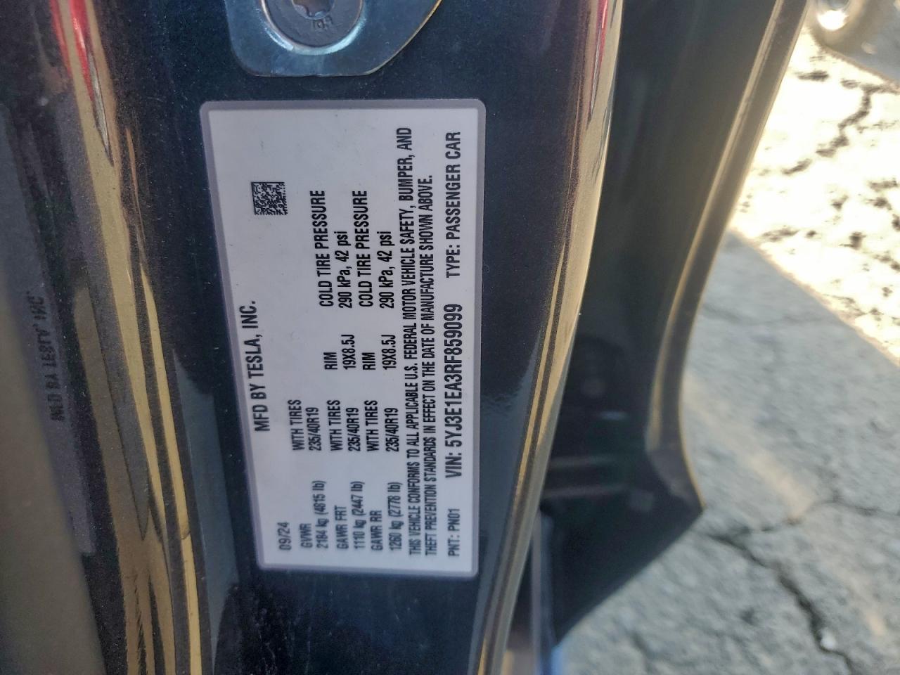 2024 TESLA MODEL 3
