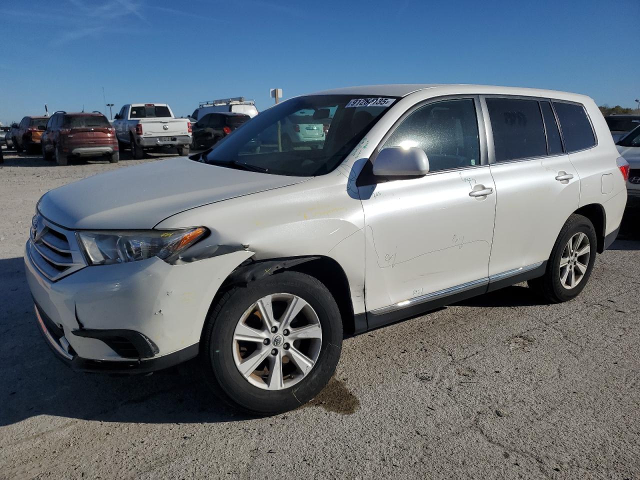 2013 TOYOTA HIGHLANDER