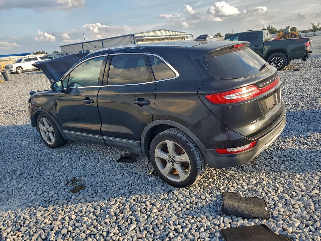 2016 LINCOLN MKC