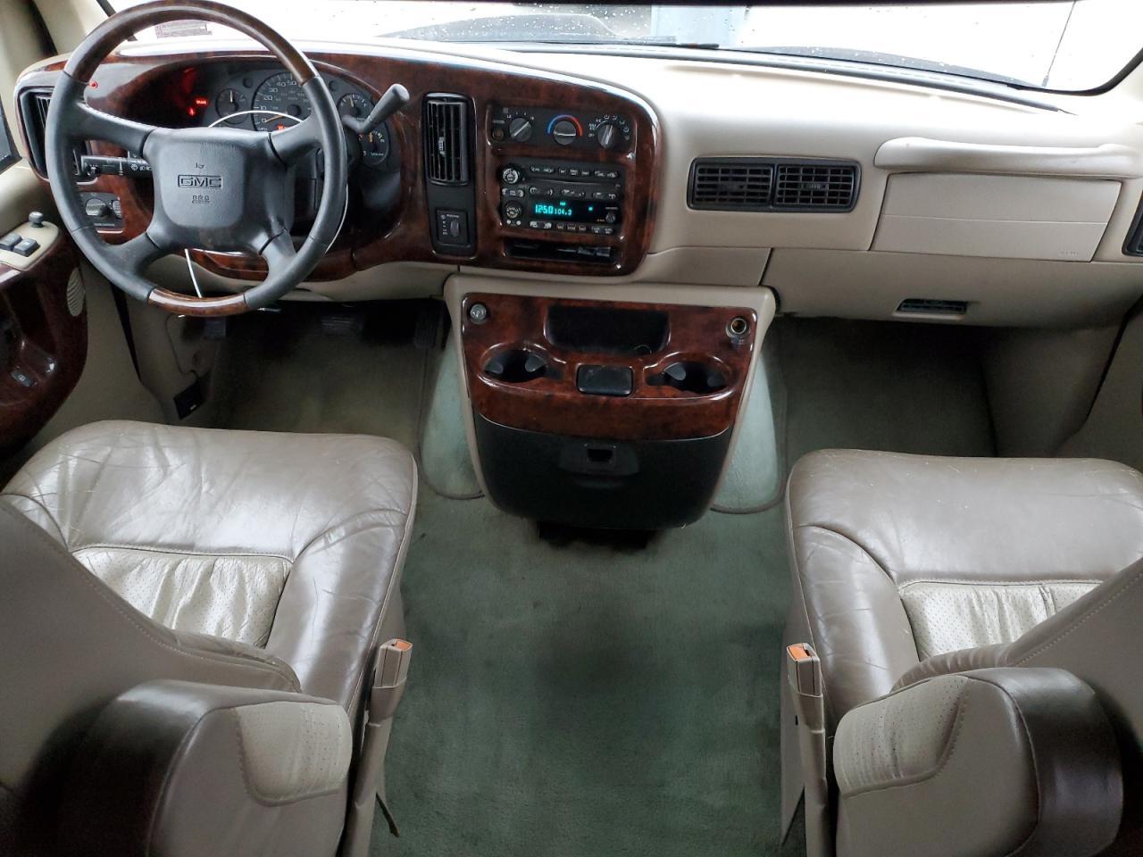 2002 GMC Savana