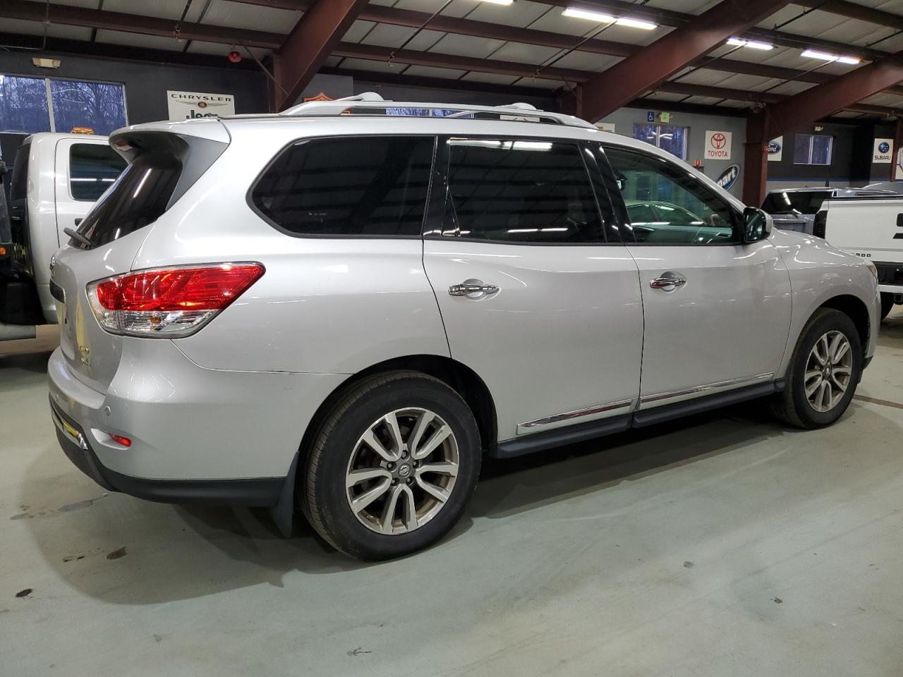 2013 NISSAN PATHFINDER