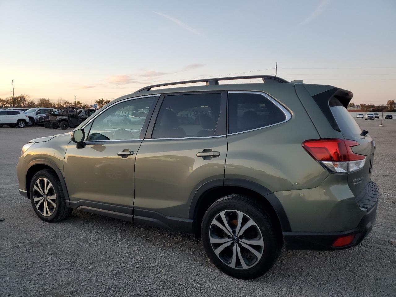 2019 SUBARU FORESTER
