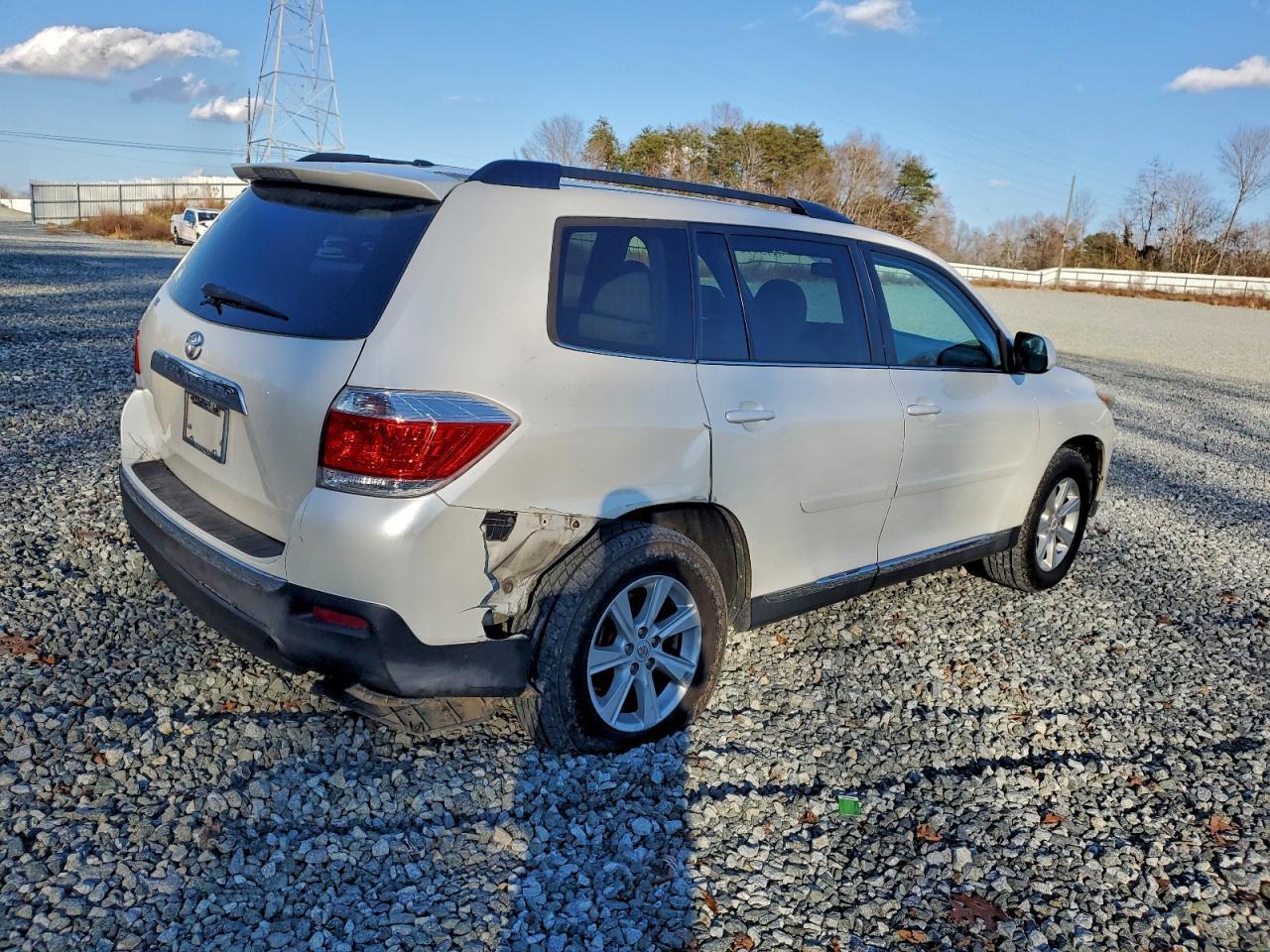 2012 TOYOTA HIGHLANDER