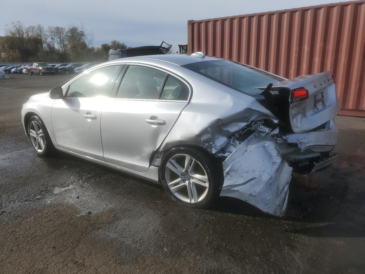 2014 VOLVO S60