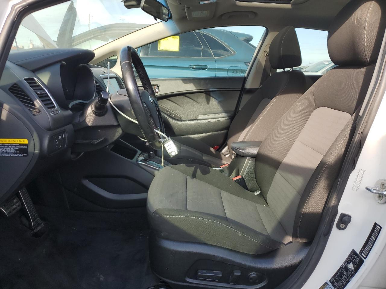 2017 KIA FORTE