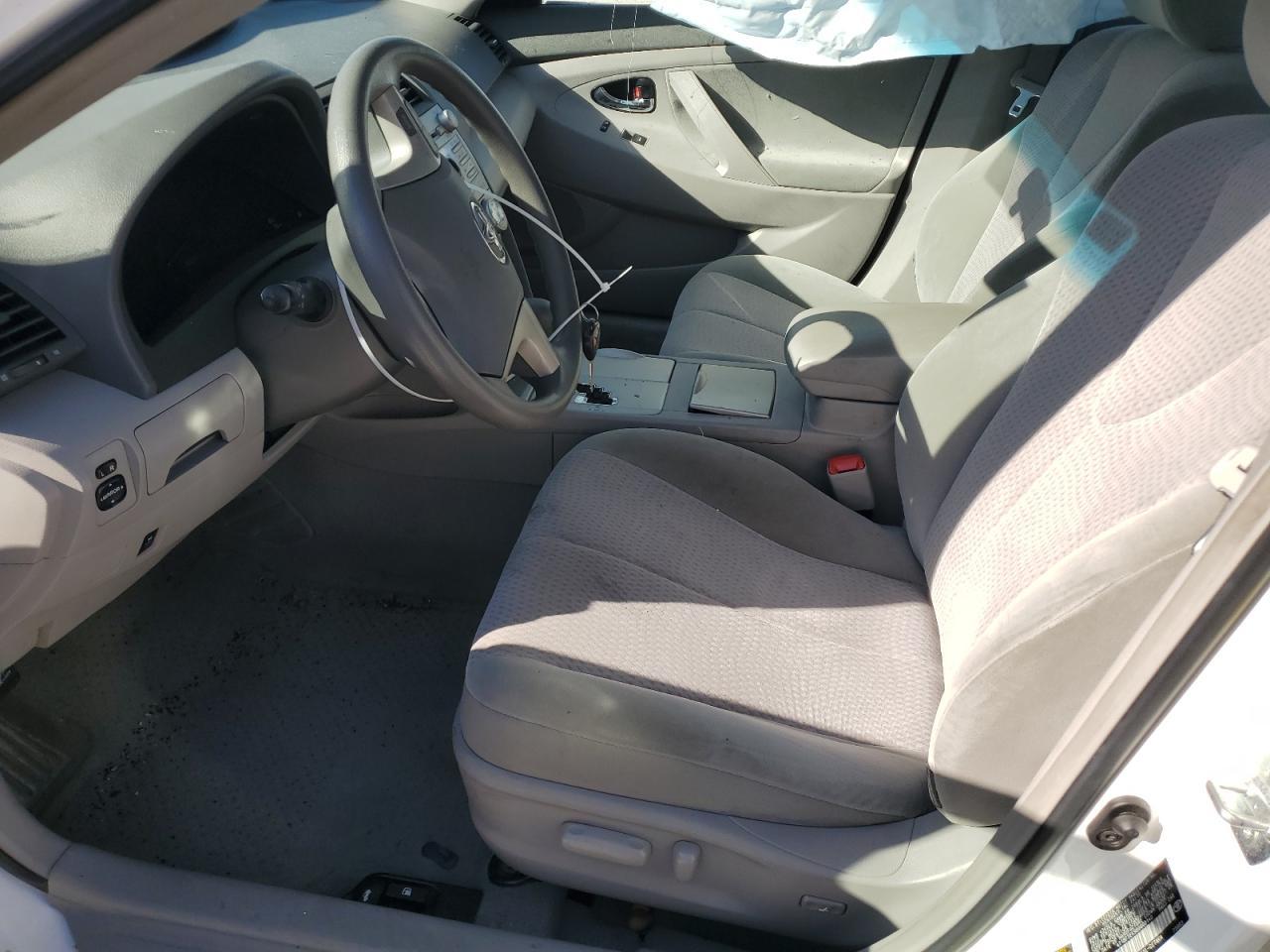2011 TOYOTA CAMRY