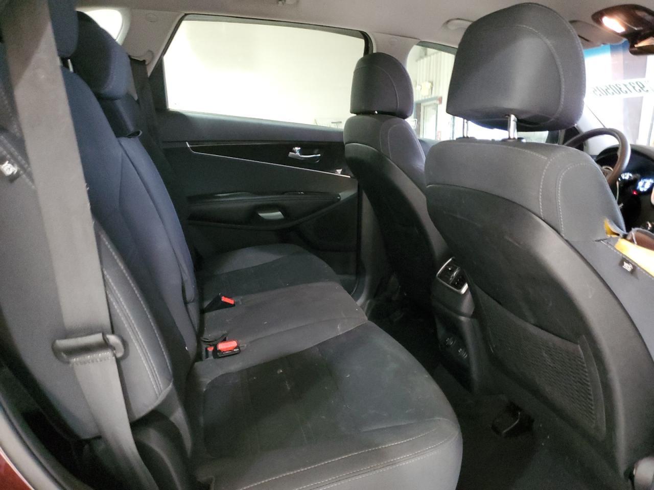 2017 KIA SORENTO