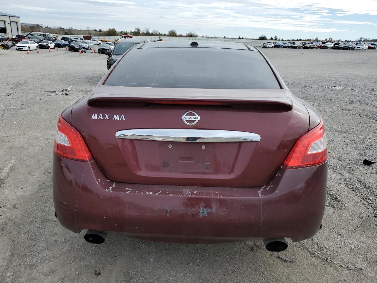 2010 NISSAN Maxima