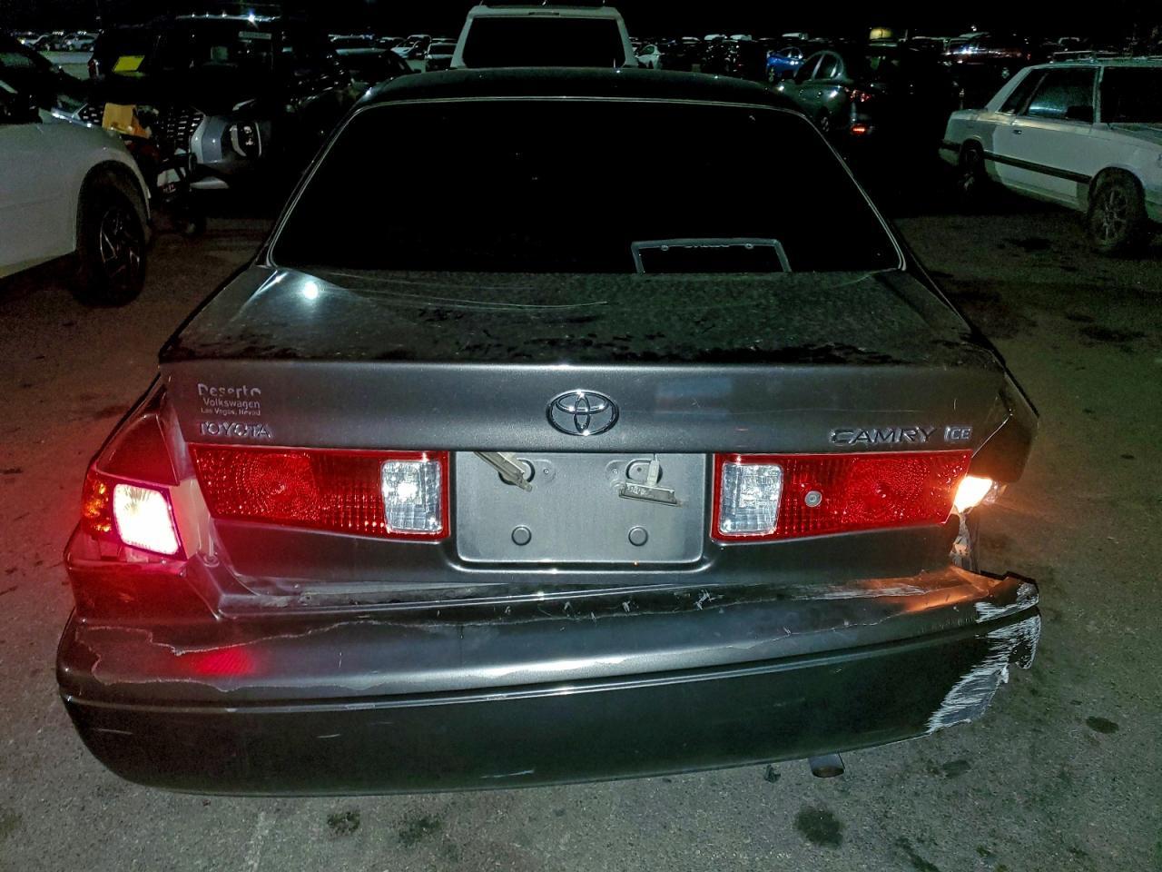 2001 TOYOTA CAMRY