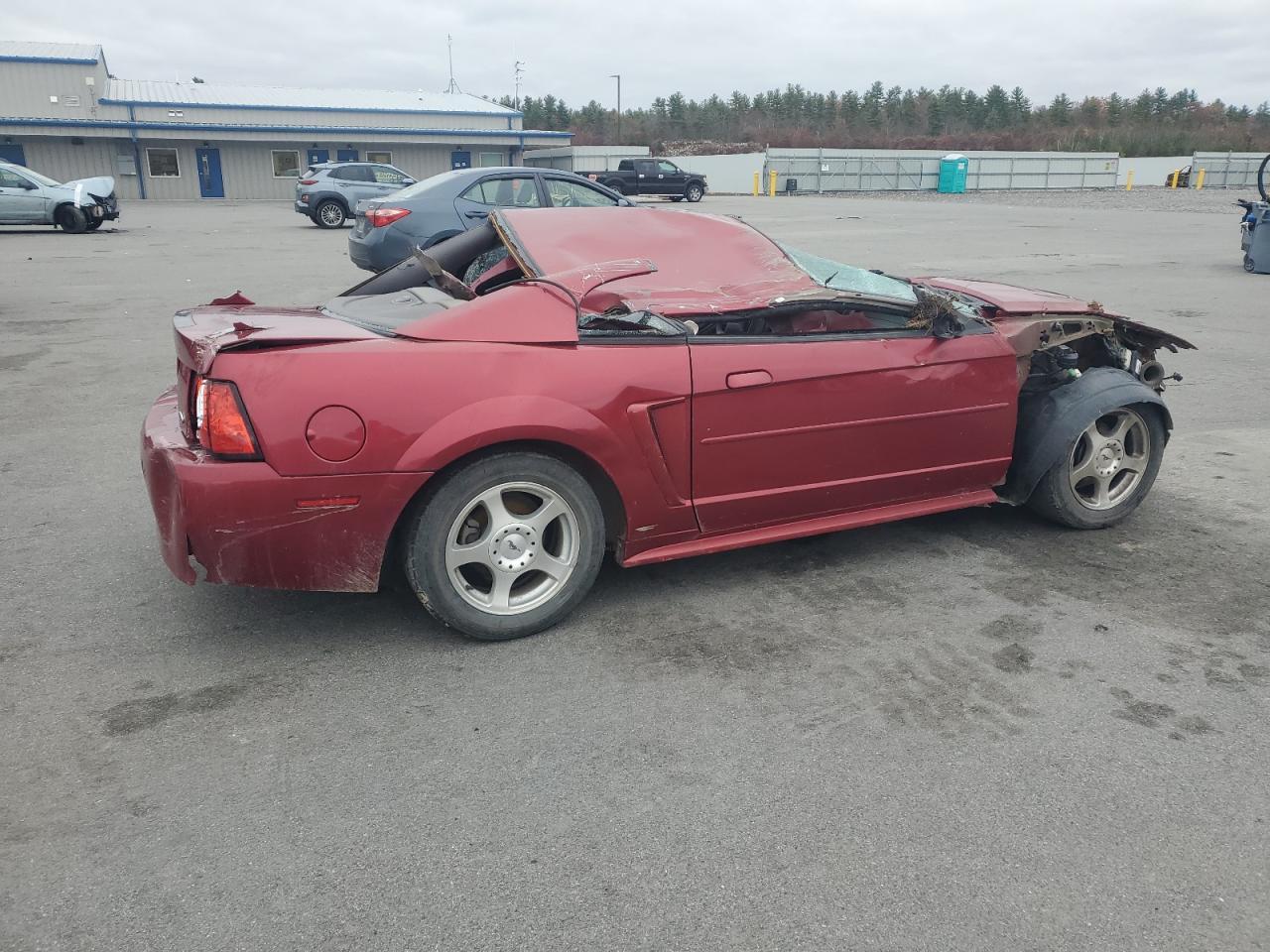 2003 FORD MUSTANG