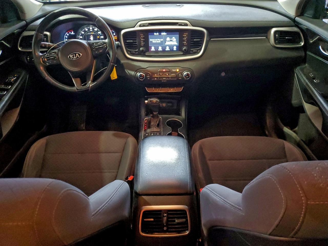 2018 KIA SORENTO