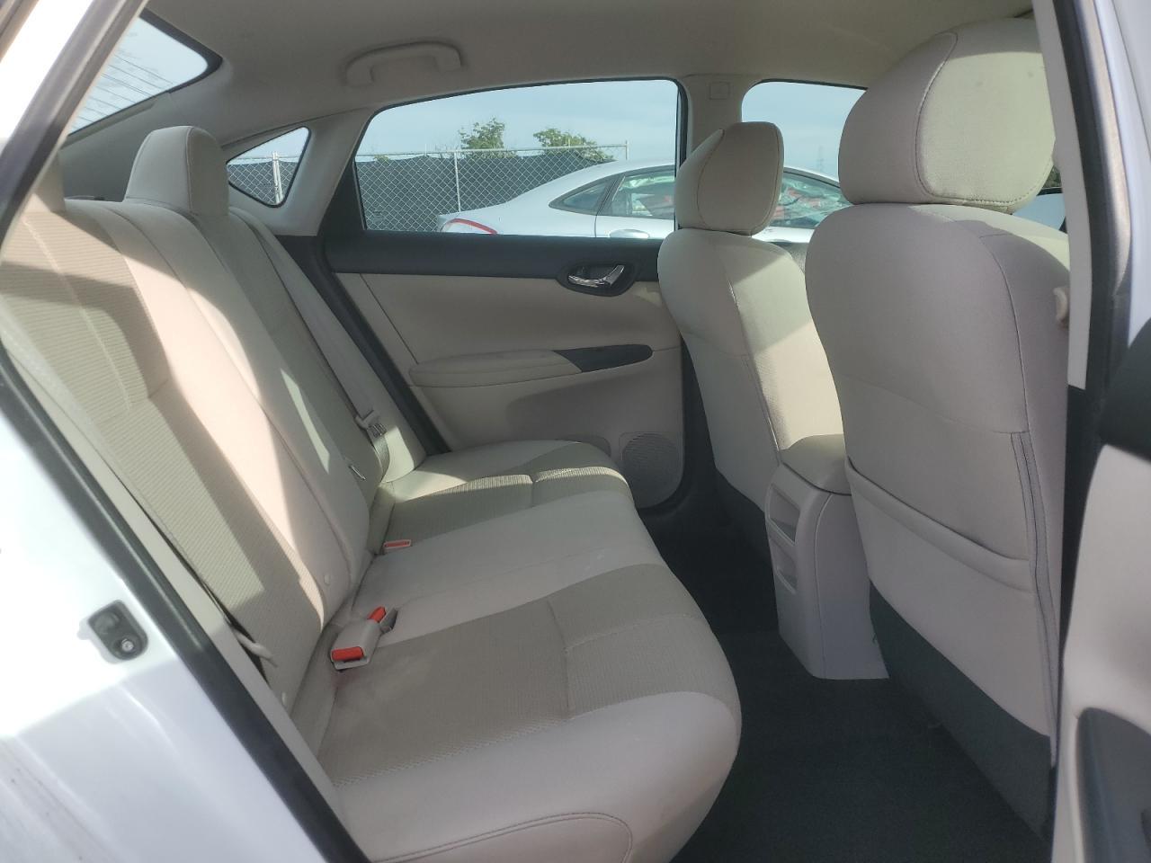 2016 NISSAN SENTRA