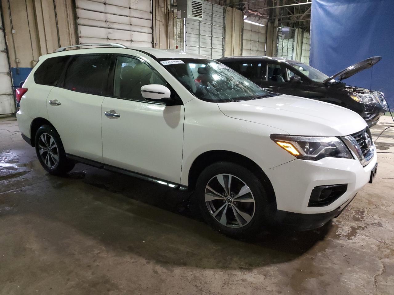 2017 NISSAN PATHFINDER