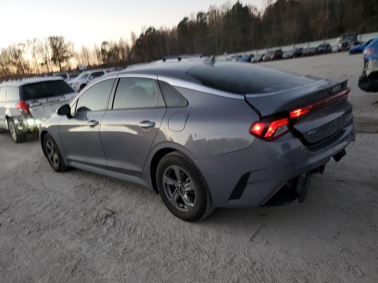 2022 KIA K5