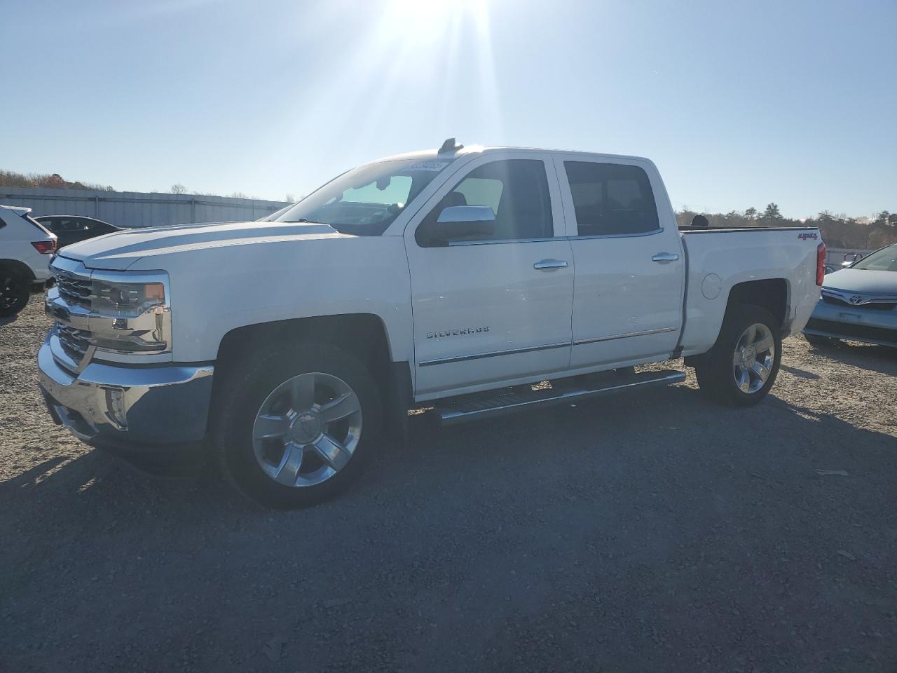 2018 CHEVROLET Silverado