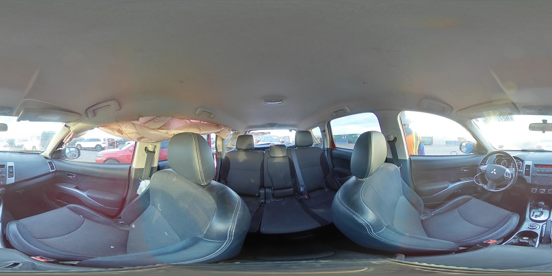 2013 MITSUBISHI outlander