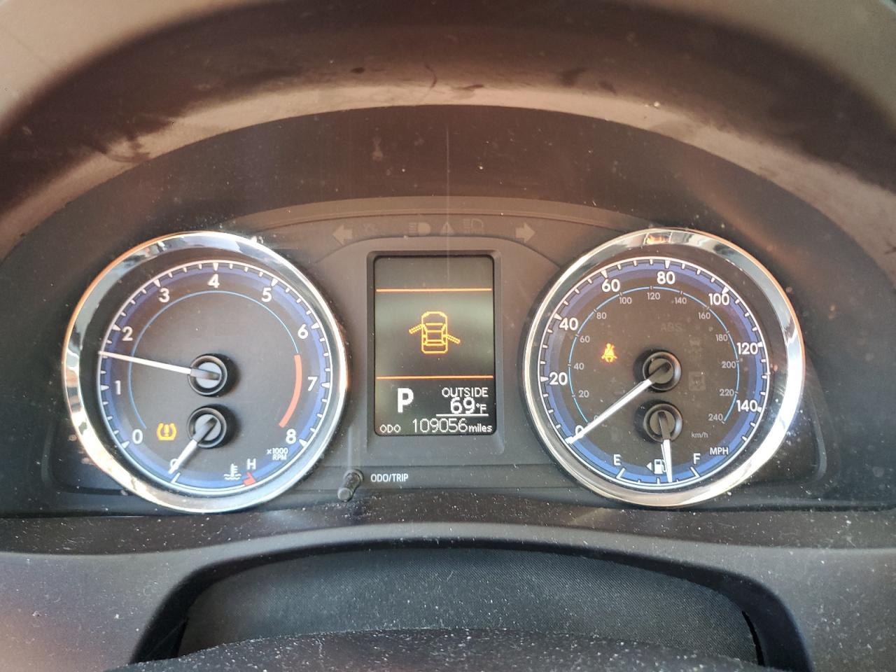 2018 TOYOTA COROLLA