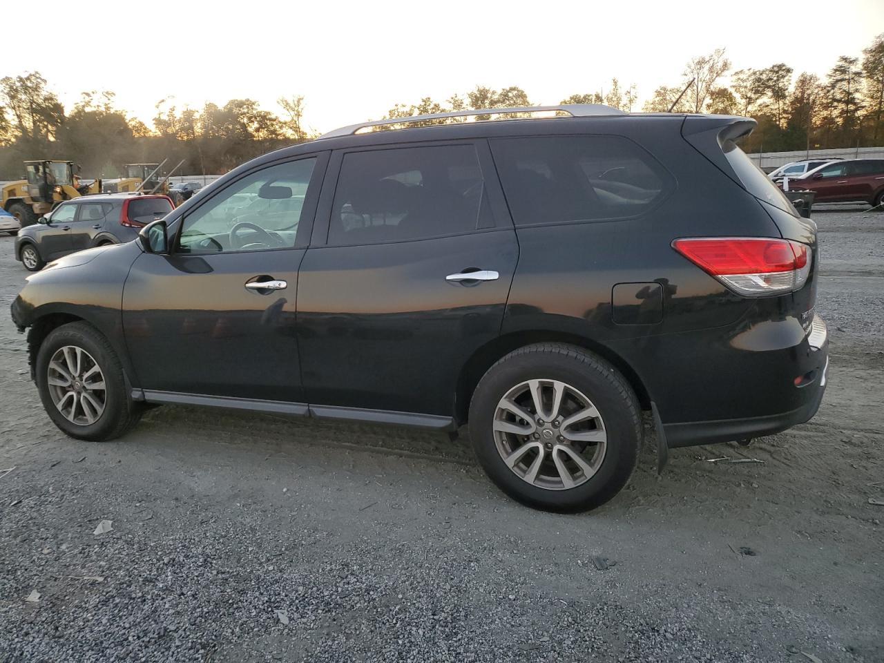 2015 NISSAN PATHFINDER