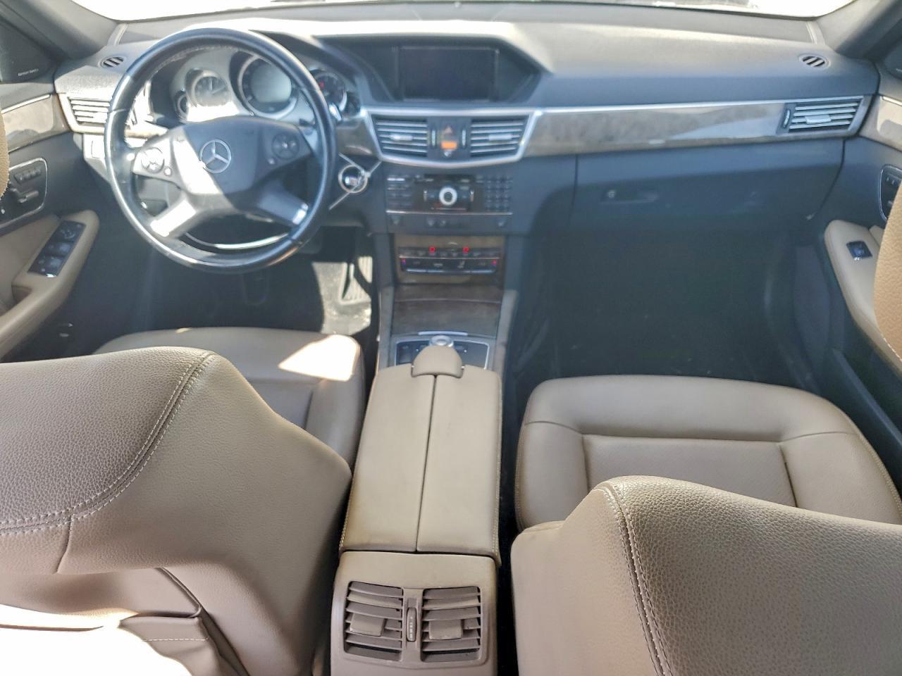2010 MERCEDES-BENZ E-Class