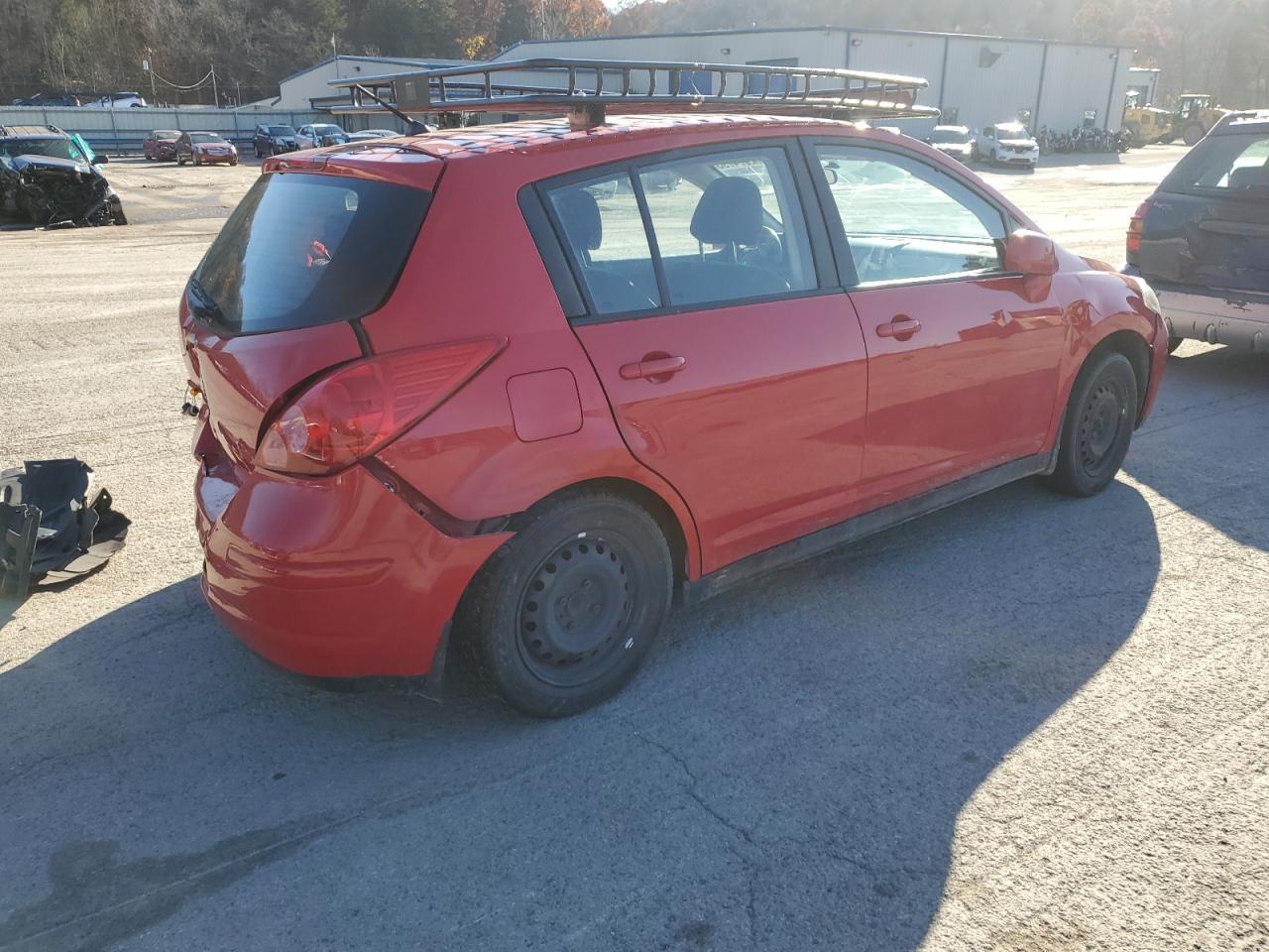 2010 NISSAN VERSA