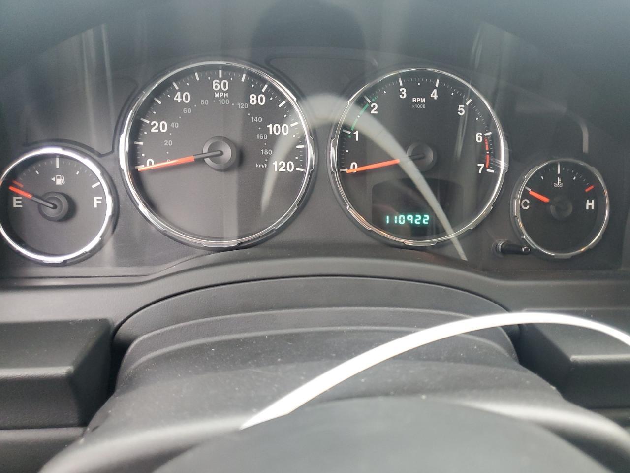 2012 JEEP Liberty