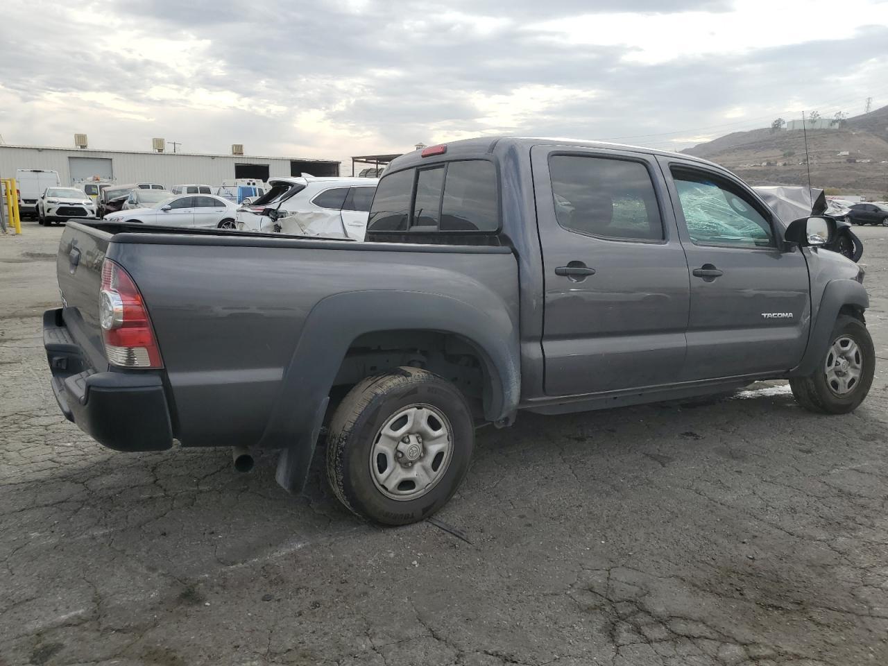 2011 TOYOTA TACOMA
