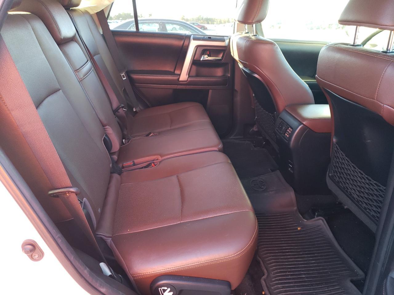 2017 TOYOTA 4Runner