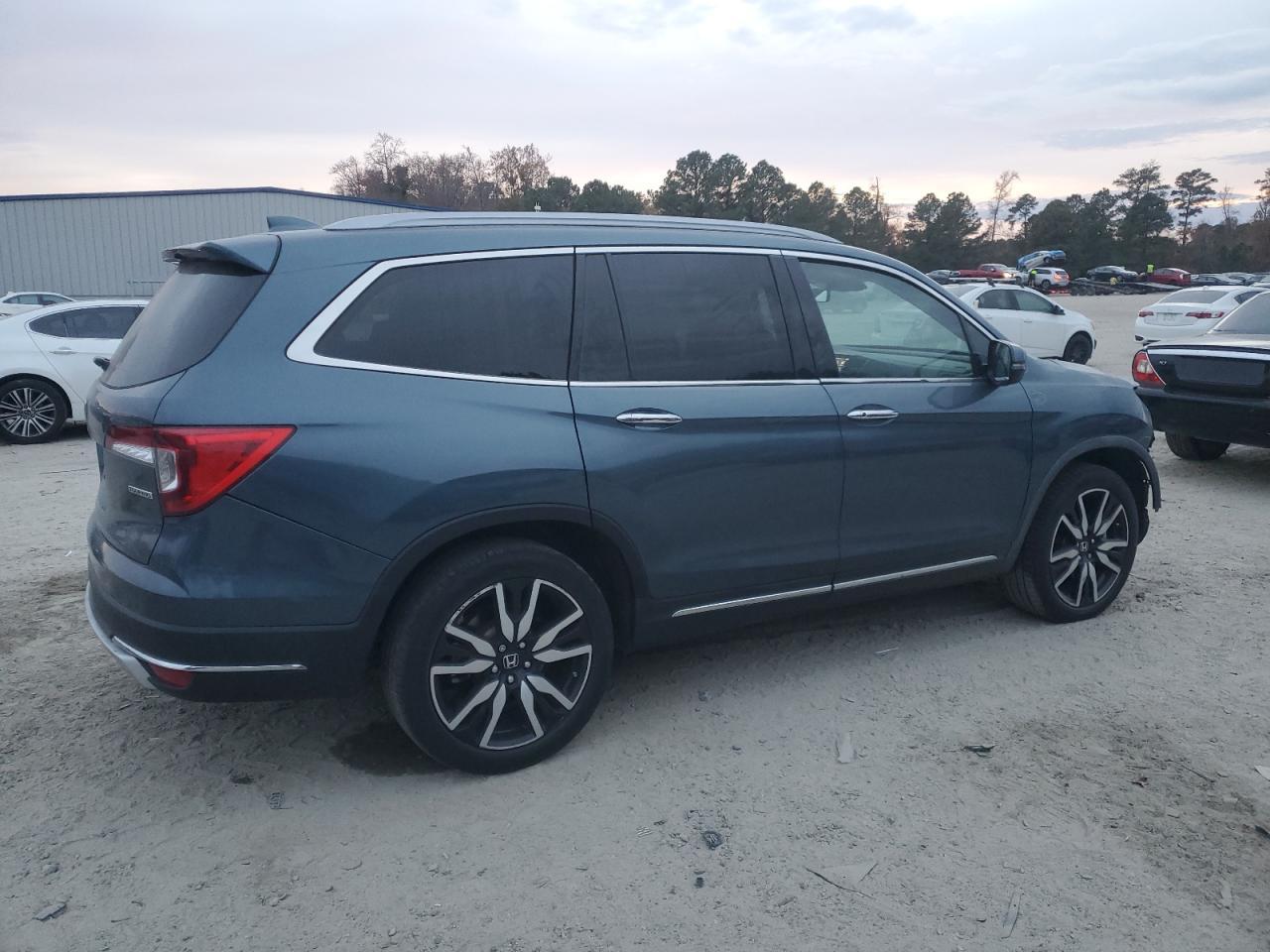2020 HONDA PILOT