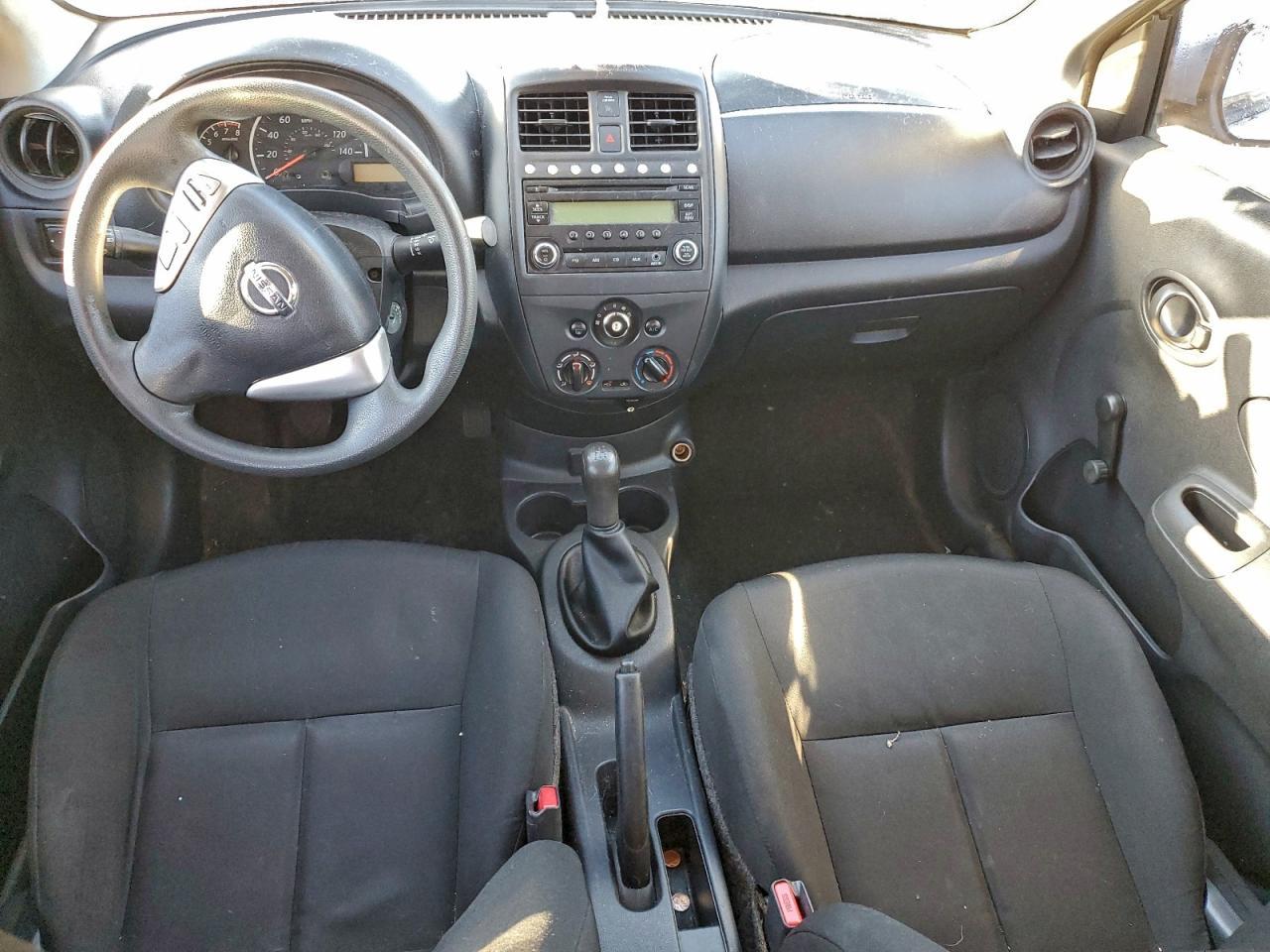 2017 NISSAN VERSA