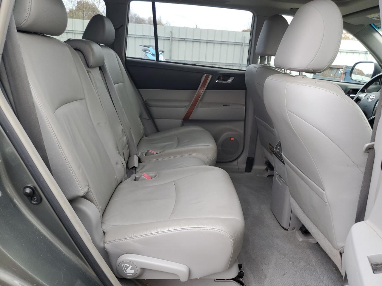 2008 TOYOTA HIGHLANDER