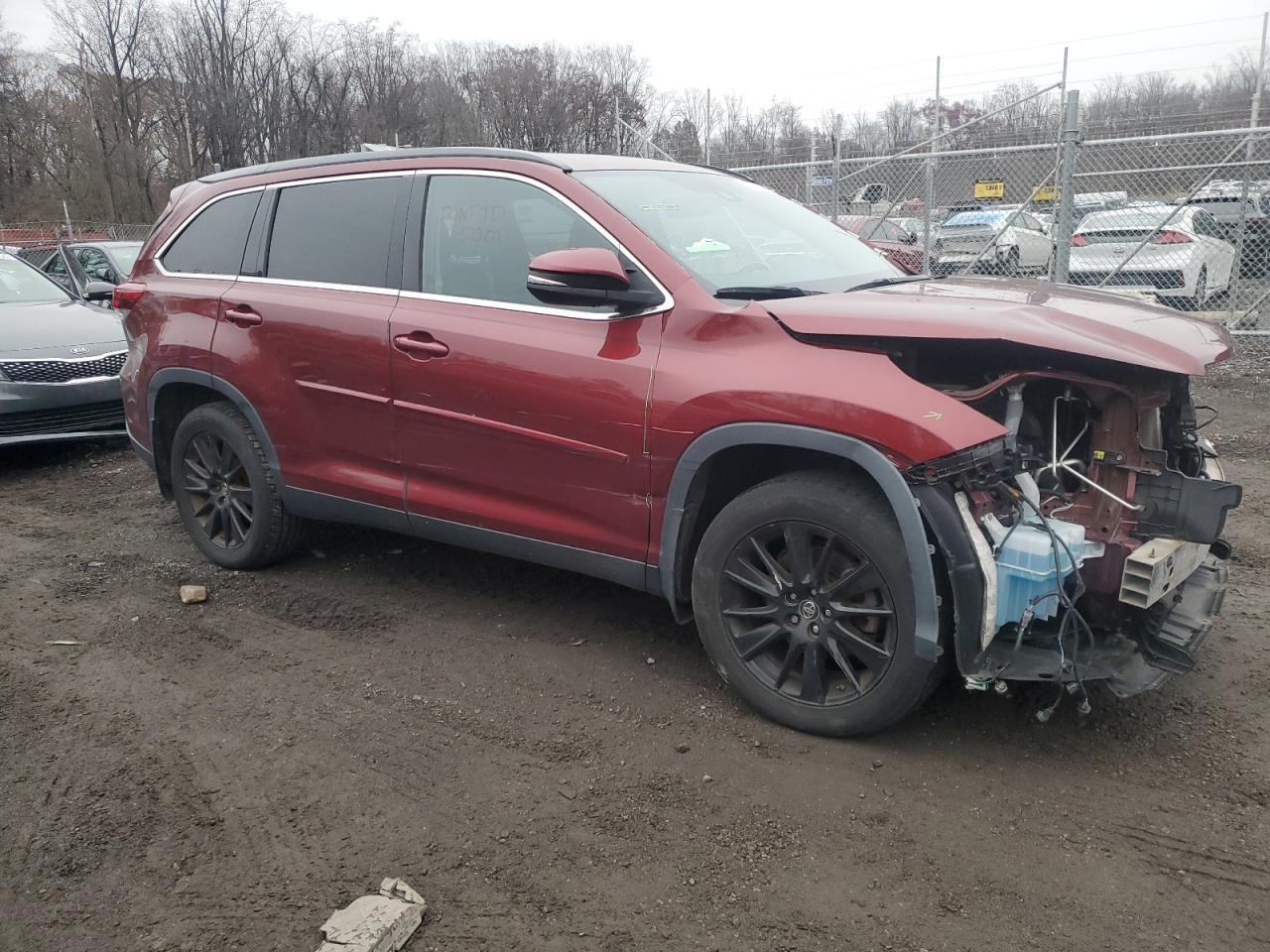 2019 TOYOTA HIGHLANDER